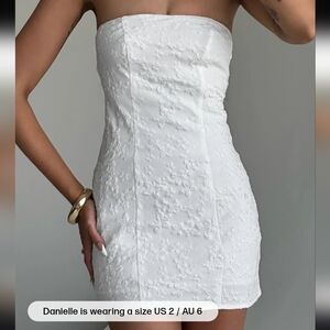 Princess Polly Anja Mini Dress White Strapless Floral Design Size 6